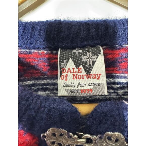VTG Dale Of Norway Wool Sweater Reindeer Pattern Pewter Clasps Nordic Knit Sz XS - Picture 3 of 6